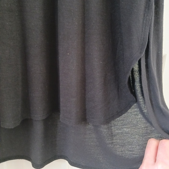 Lord & Taylor Lightweight Flowy T-Shirt - Picture 4 of 6